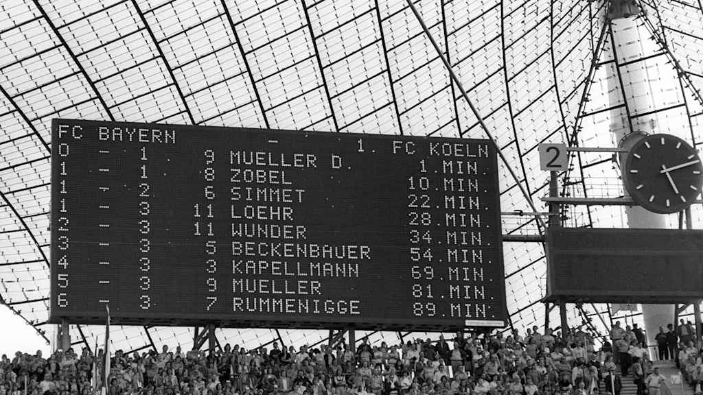Anzeigetafel im Münchner Olympiastadion zeigt die Torschützen beim 6:3 des FC Bayern gegen Köln