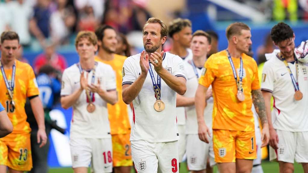 Harry Kane mit Bronzemedaille der WM
