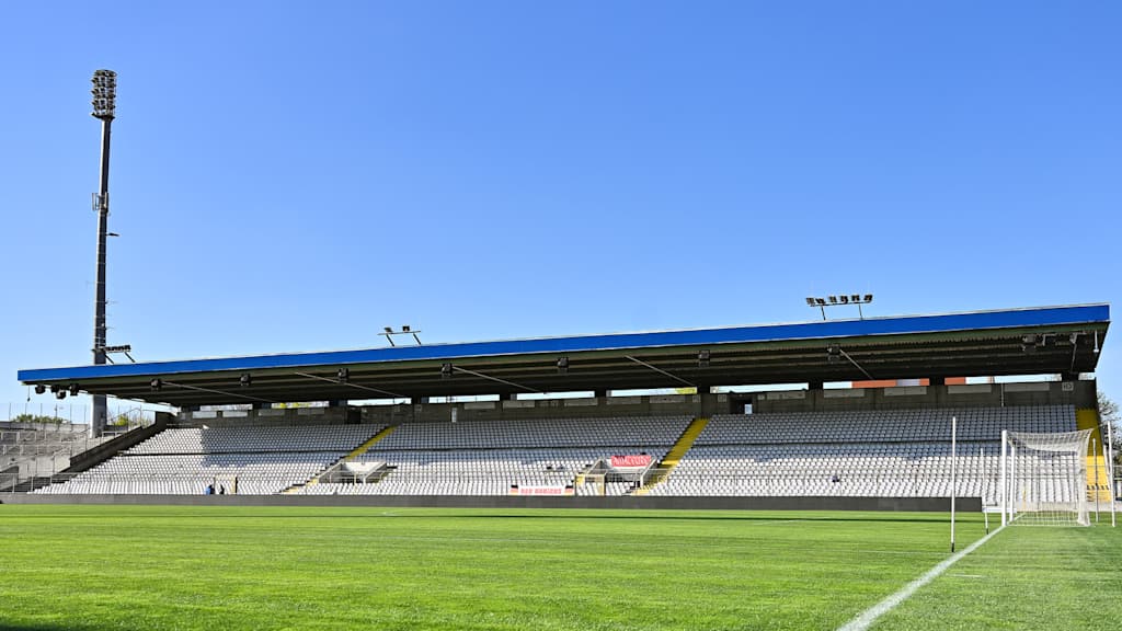 Das leere Grünwalder Stadion.