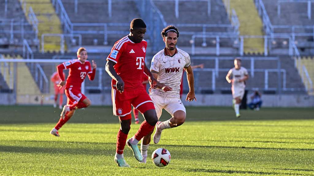 Bastian Assomo im Dribbling.