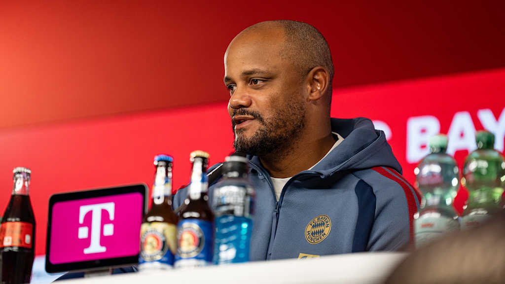 Vincent Kompany im Pressetalk vor dem Heimspiel gegen Union Berlin