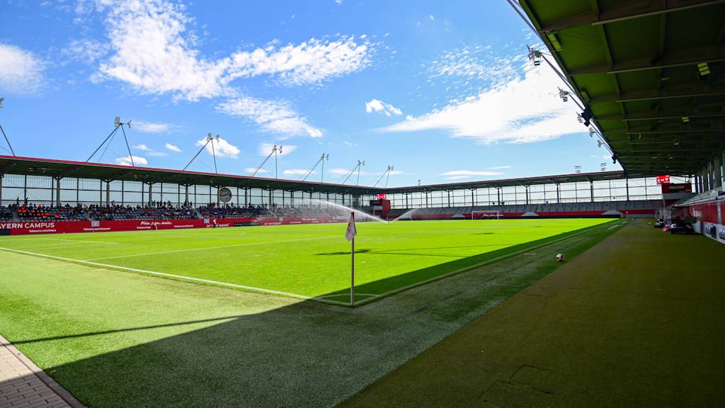 Der FC Bayern Campus in der Totalen.