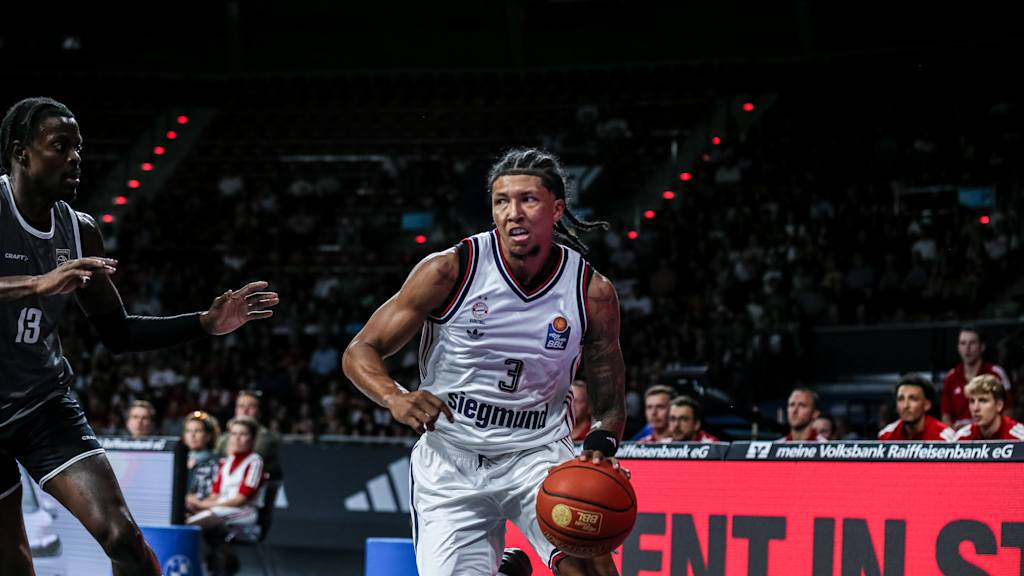 Marjon Beauchamp Dribbling