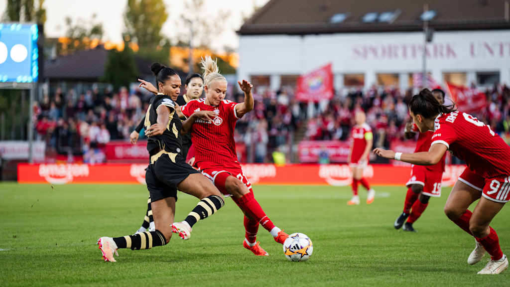 Pernille Harder im Einsatz für die FCB-Frauen gegen Manchester City.