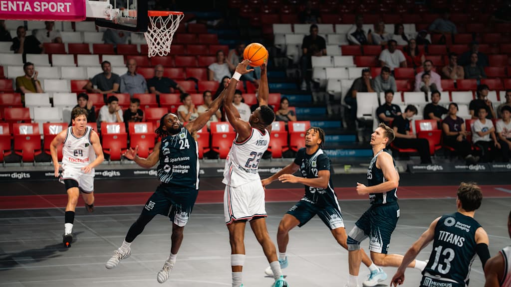 Desmond Yiamu kam auf elf Punkte, sieben Rebounds und drei Assists