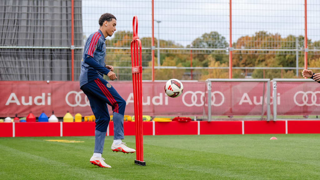 Jamal Musiala im Aufbautraining nach Muskelfaserriss