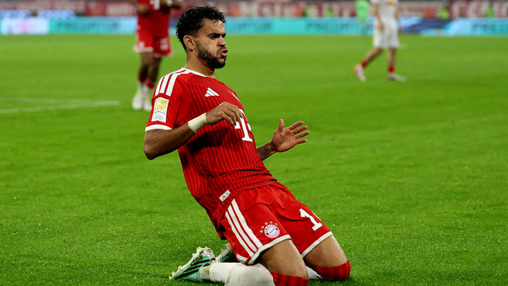 Luis Diaz jubelt nach dem 4:0 im Bundesliga-Topspiel zwischen dem FC Bayern und RB Leipzig.