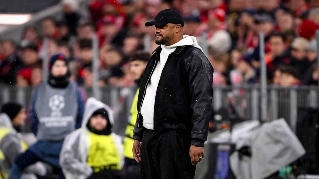 Vincent Kompany an der Seitenlinie während des Champions League-Heimspiels des FC Bayern gegen den FC Arsenal
