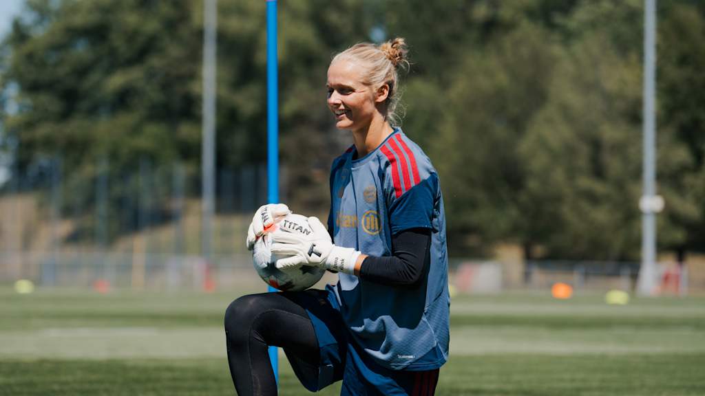 Anna Klink während einer Trainingseinheit der FC Bayern Frauen.