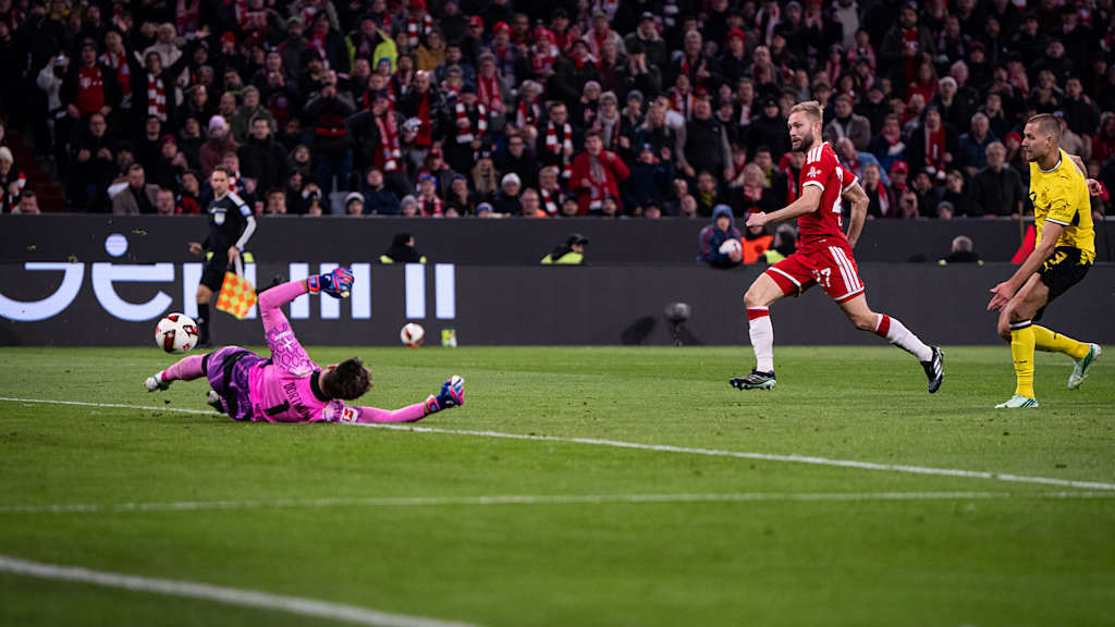 Konrd Laimer auf dem Weg zum 1:0 im Bundesliga-Spiel des FC Bayern gegen Borussia Dortmund.