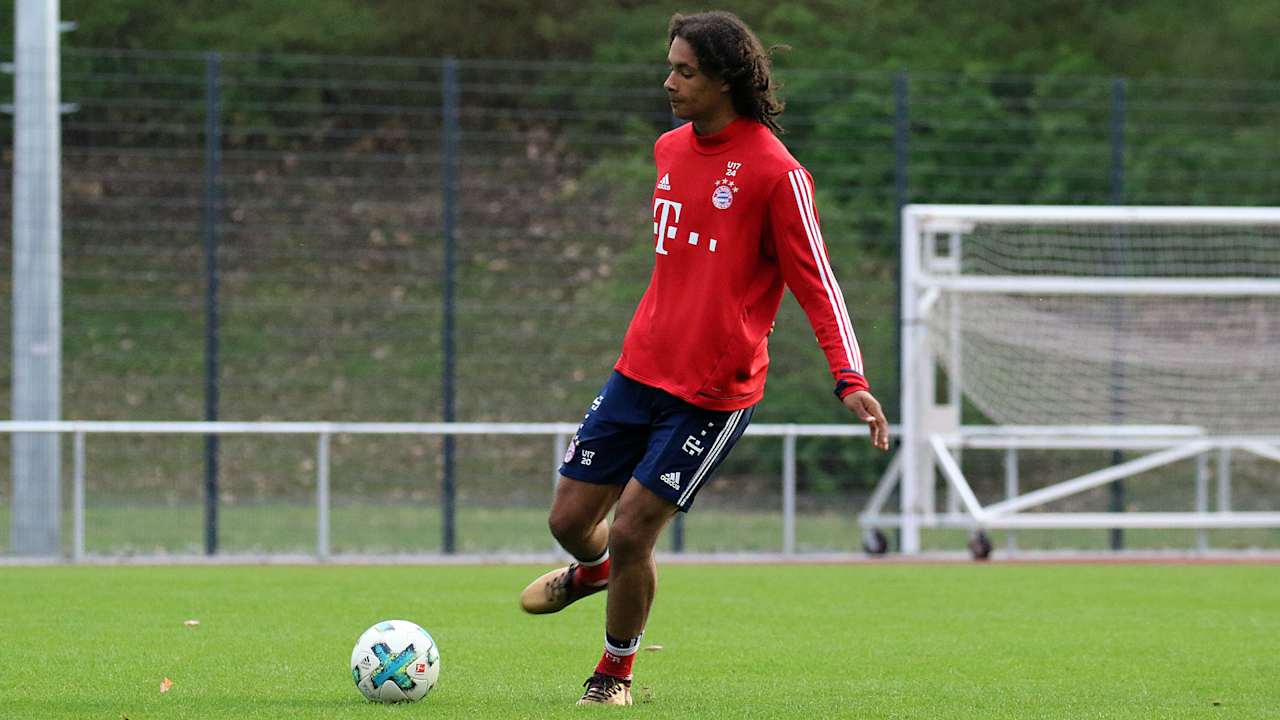 u17kickers_fcb_260518