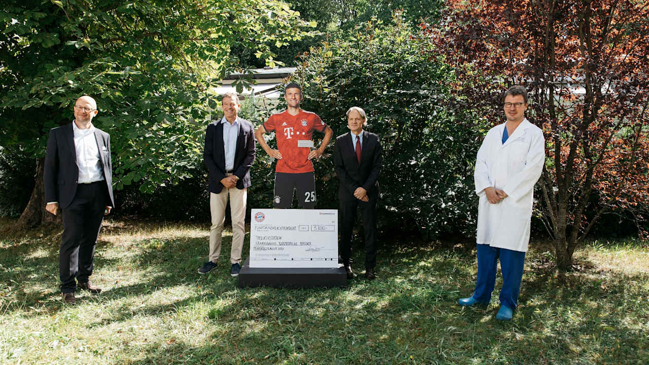 28_08_2020_fcb_spendenuebergabe_8344