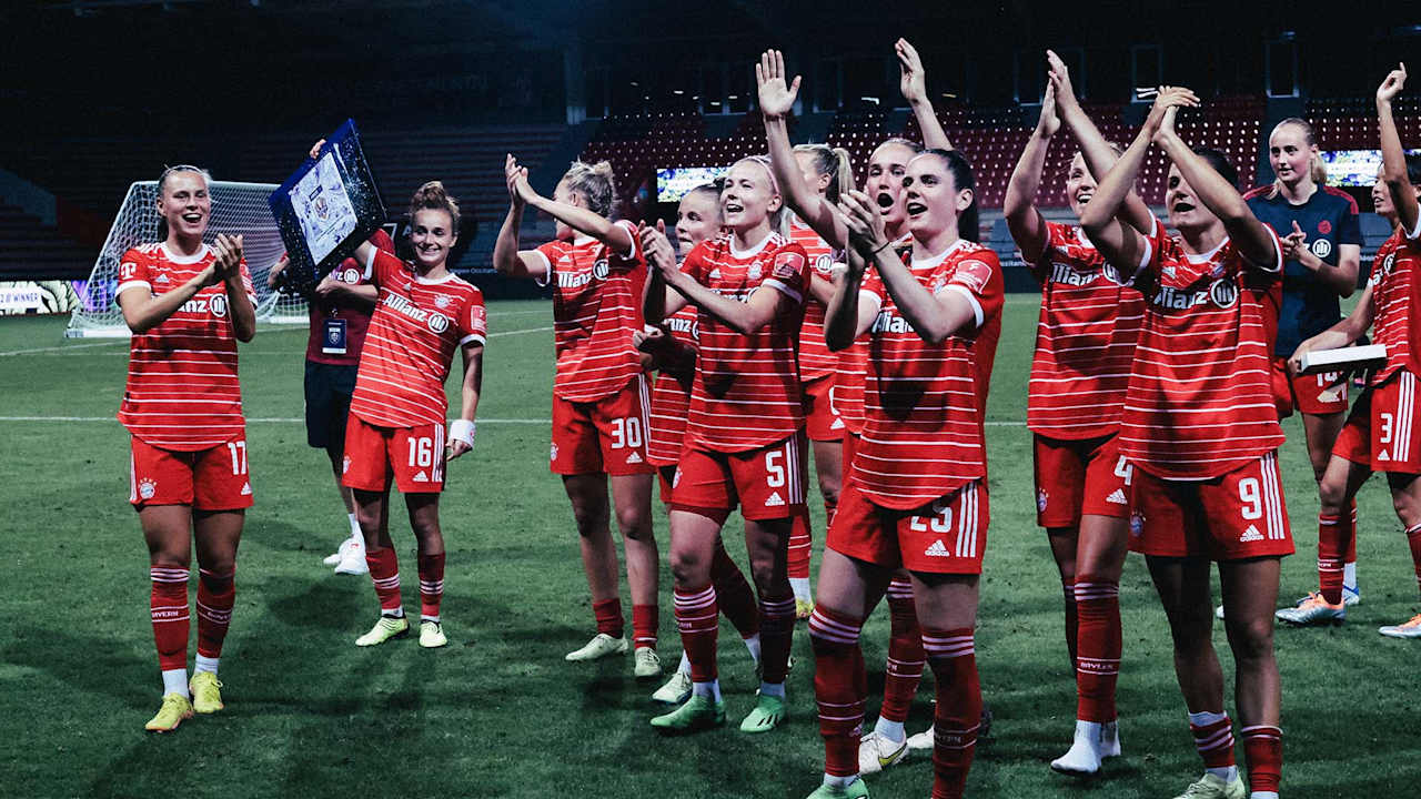 FC Bayern Frauen, Jubel, Toulouse, Manchester United