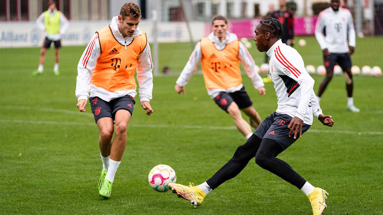Mathys Tel FC Bayern Training