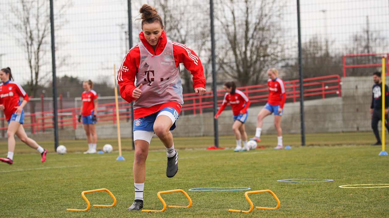 FC Bayern Frauen Training