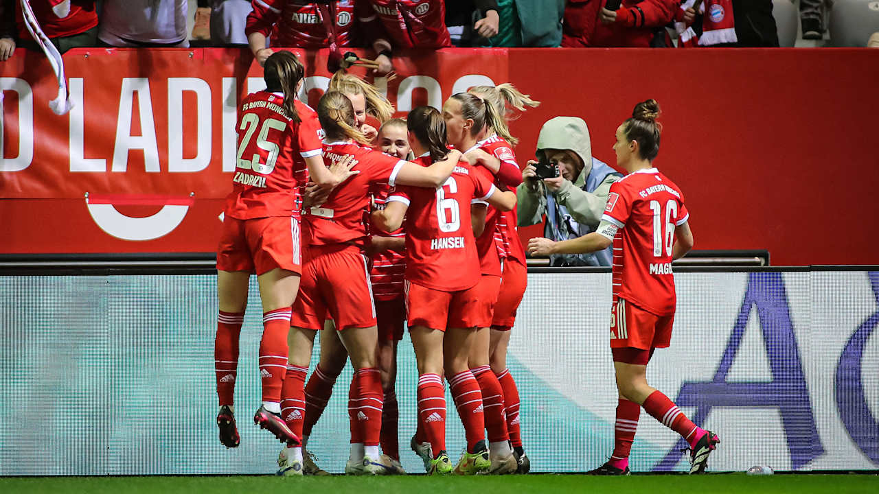 FC Bayern Women, celebration