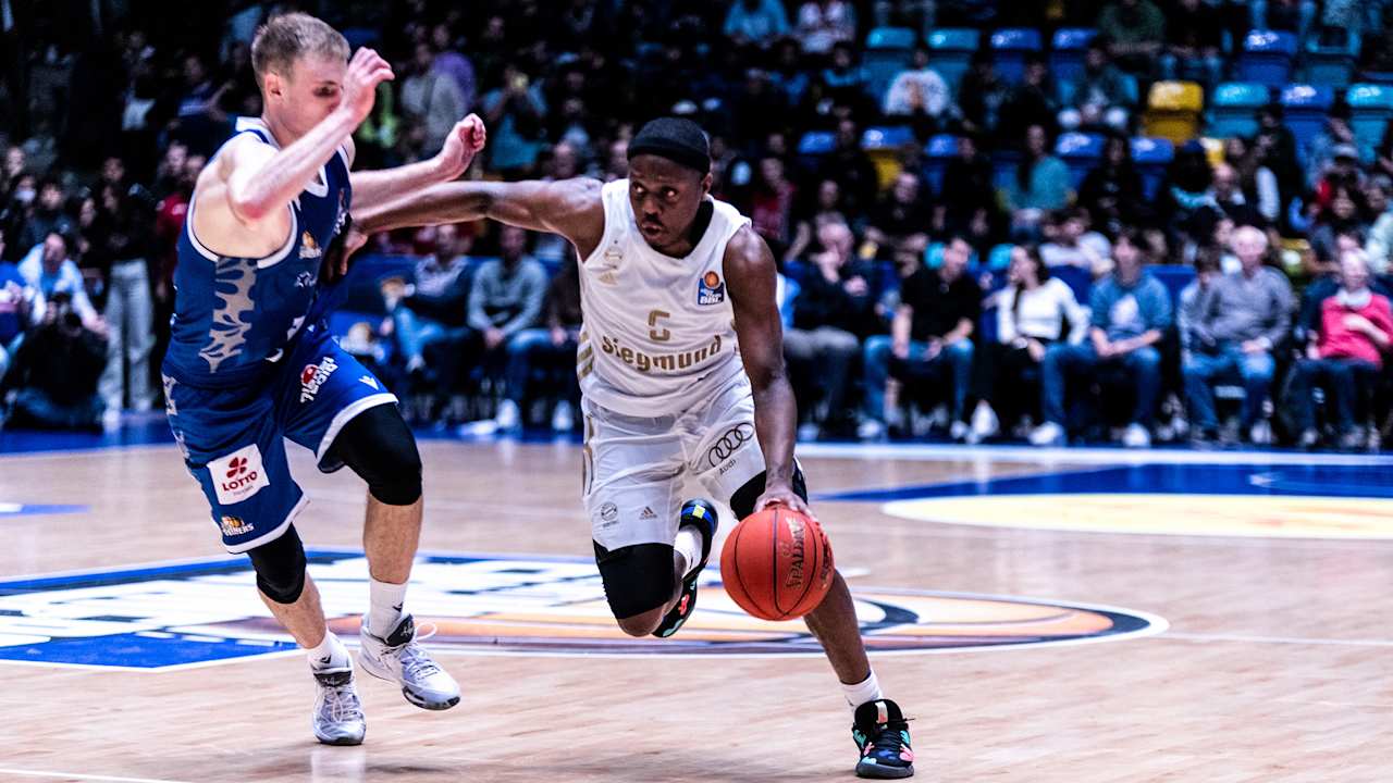 221003_Frankfurt_vs_FCBB-39