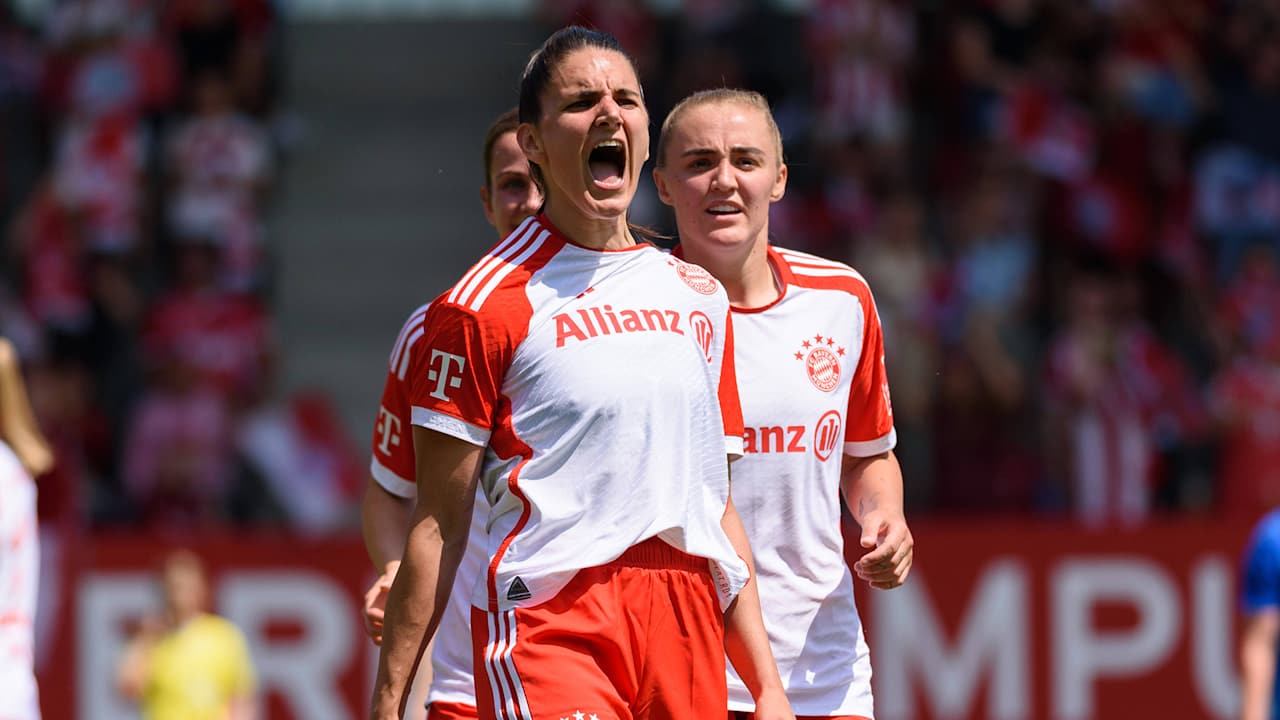 FC Bayern Women, Jovana Damnjanović, celebration