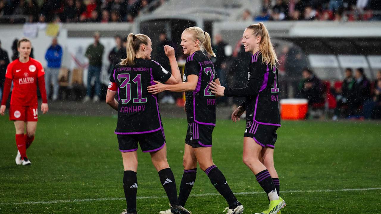 FC Bayern Frauen gegen Kickers Offenbach