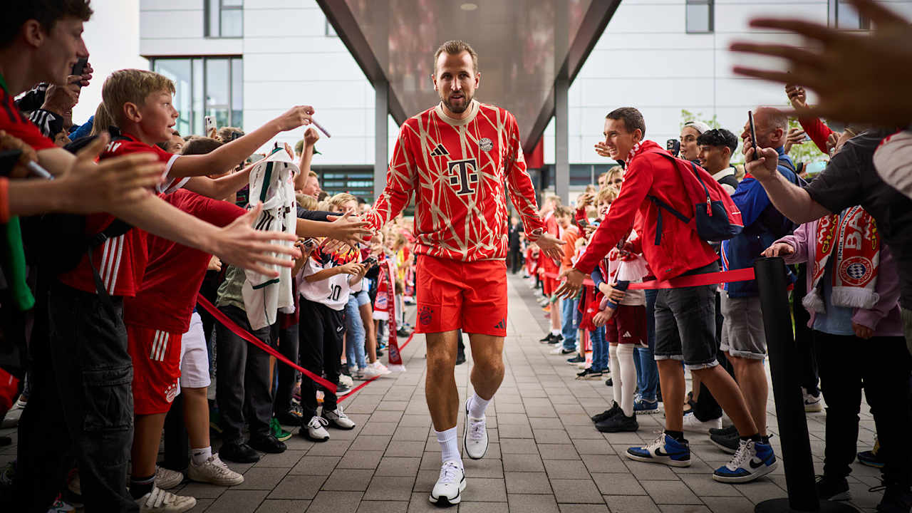 Harry Kane vor dem Spiel gegen den Grasshopper Club Zürich