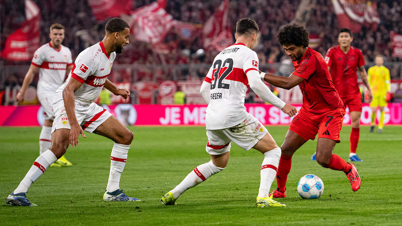 Spielszene aus dem Bundesliga-Spiel FC Bayern gegen VfB Stuttgart