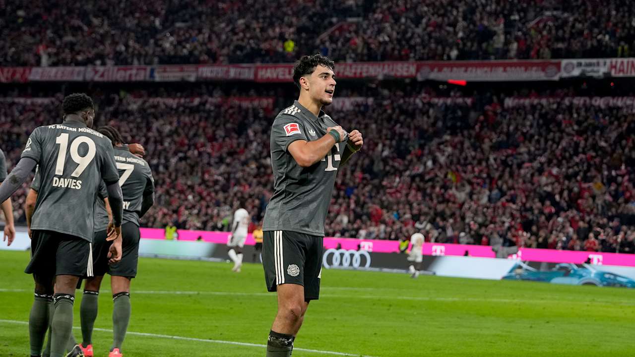 Aleksandar Pavlović Gol Mes septiembre FC Bayern 2024