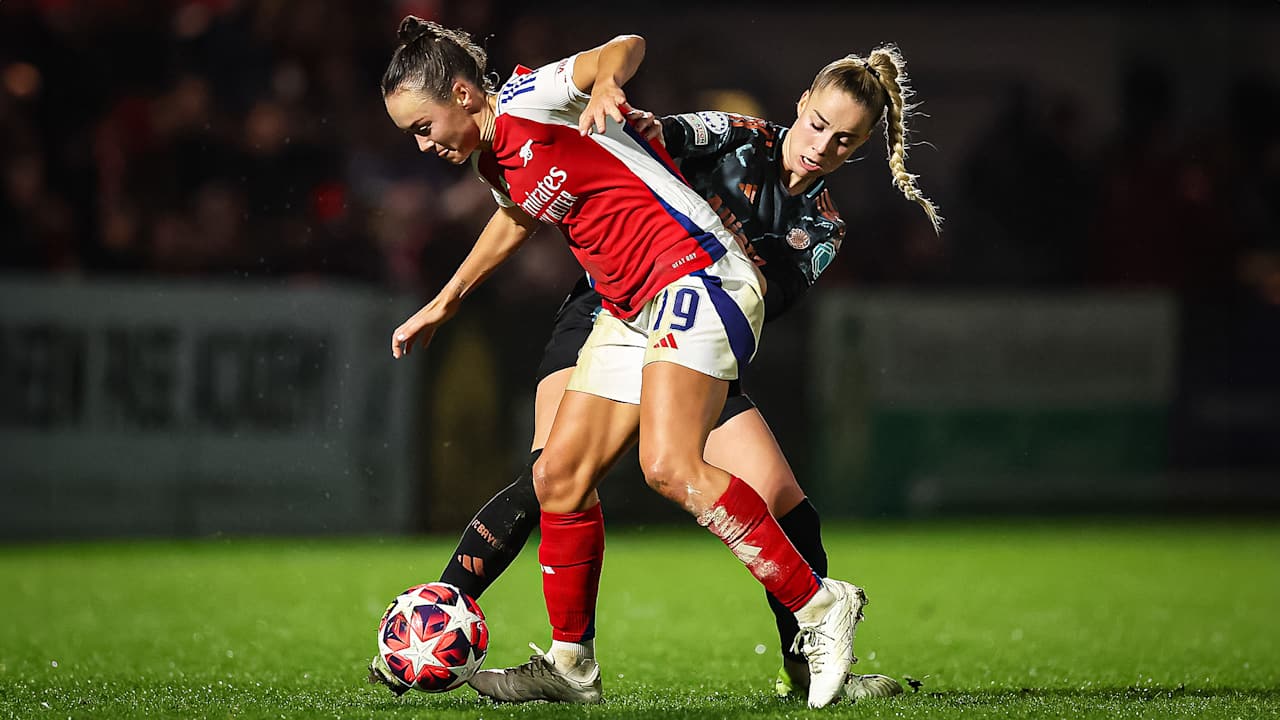 Giulia Gwinn, im Auswärtsspiel der FC Bayern Frauen beim FC Arsenal