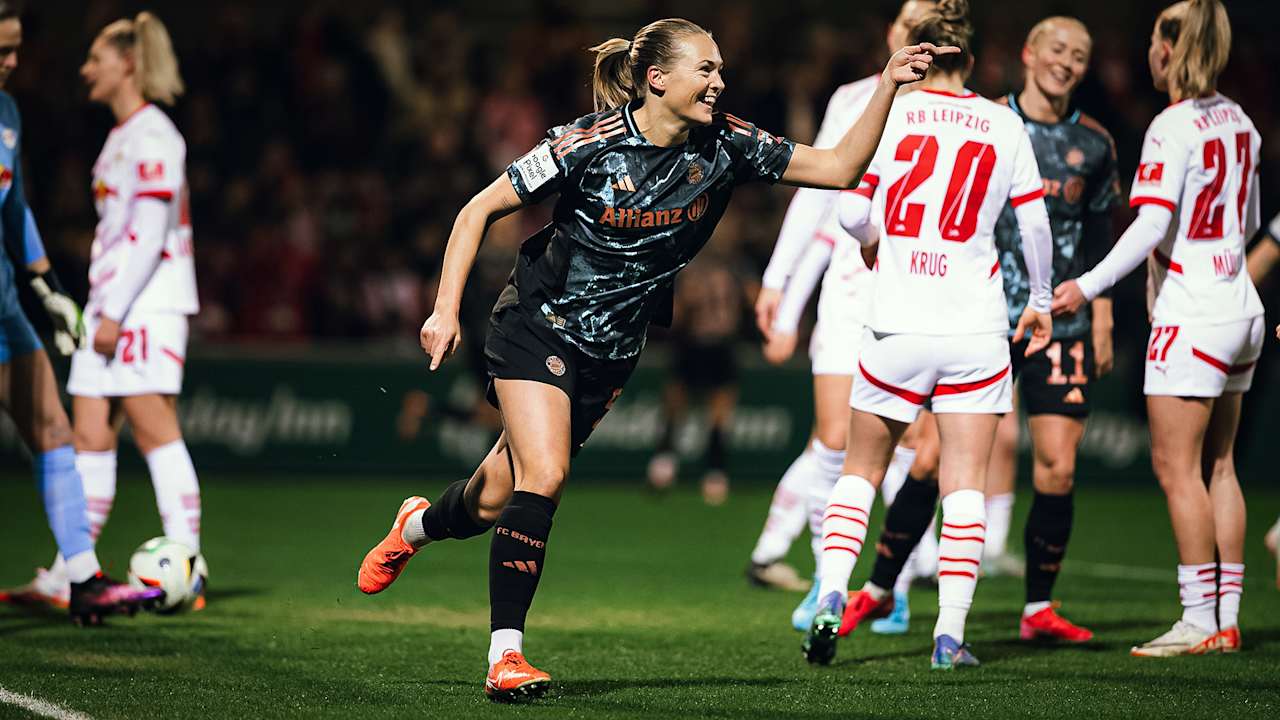 Magdalena Eriksson in FC Bayern Women's match at RB Leipzig