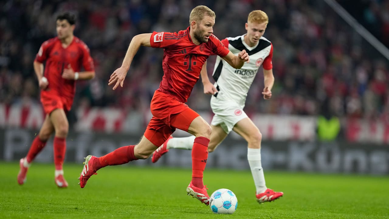 Szene aus dem Spiel zwischen FC Bayern und Eintracht Frankfurt