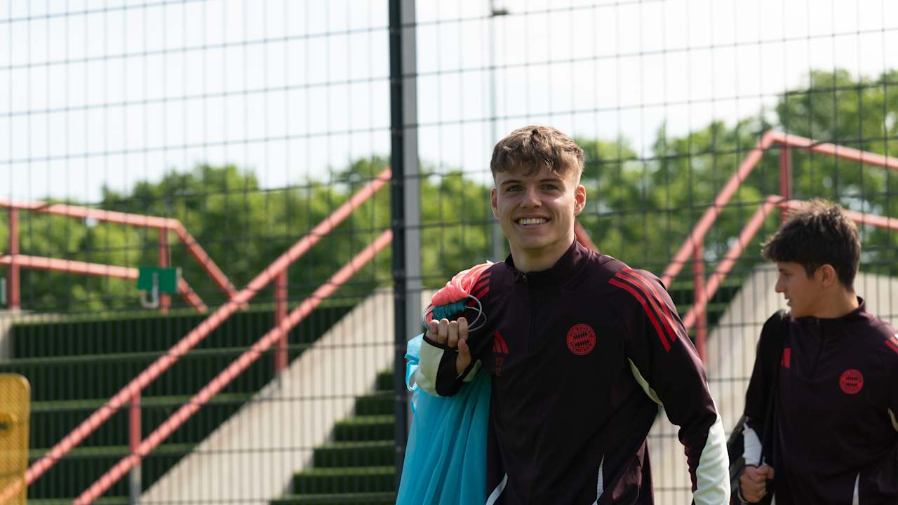Training der FC Bayern U17 vor dem Achtelfinale gegen Dortmund.