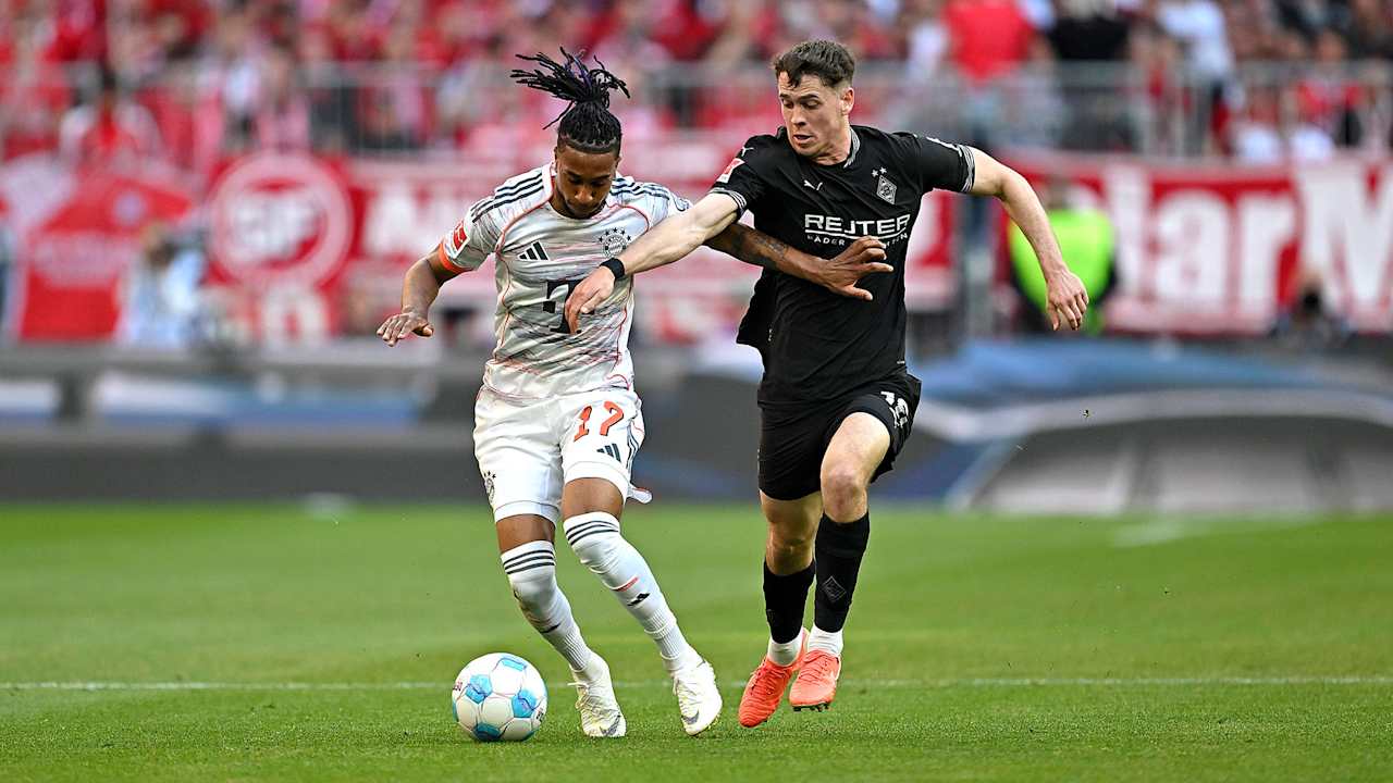 Michael Olise vom FC Bayern im Bundesliga-Spiel gegen Borussia Mönchengladbach