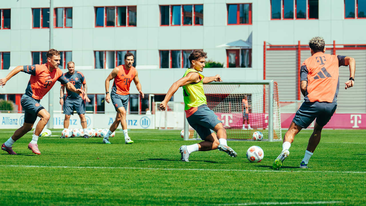 Tom Bischof in training at Säbener Straße