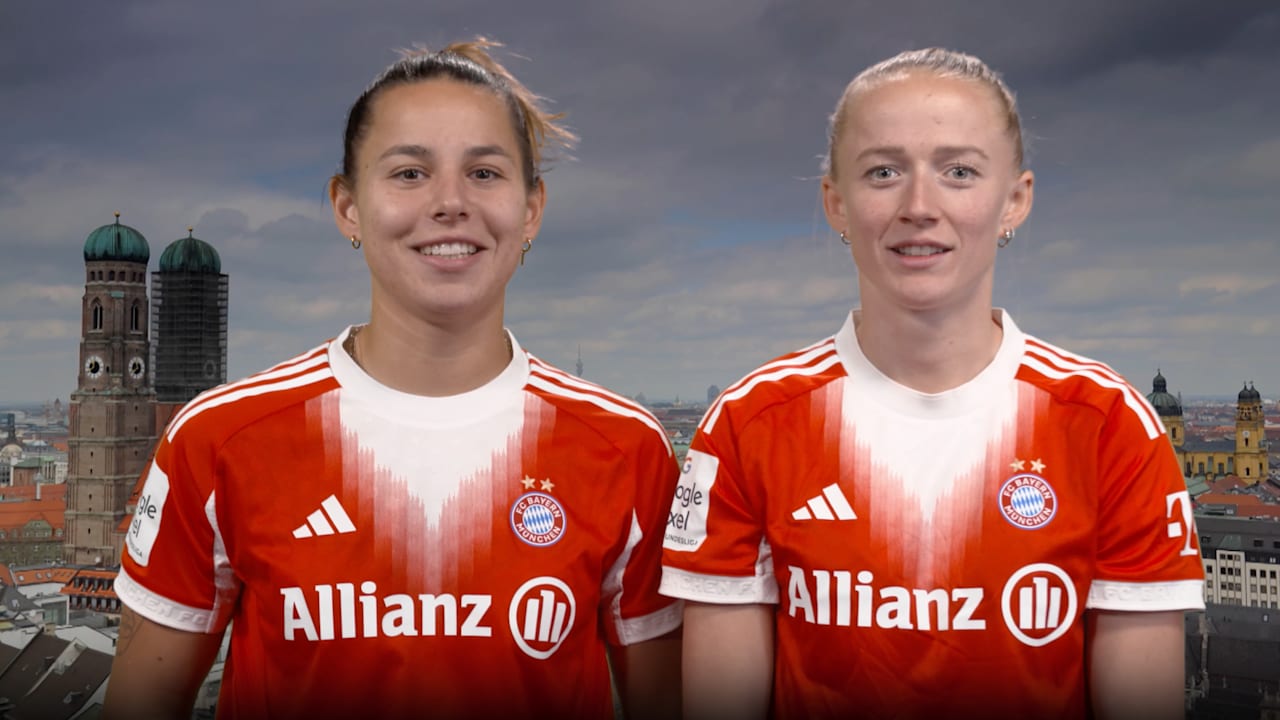 Lena Oberdorf und Lea Schüller lachen in die Kamera