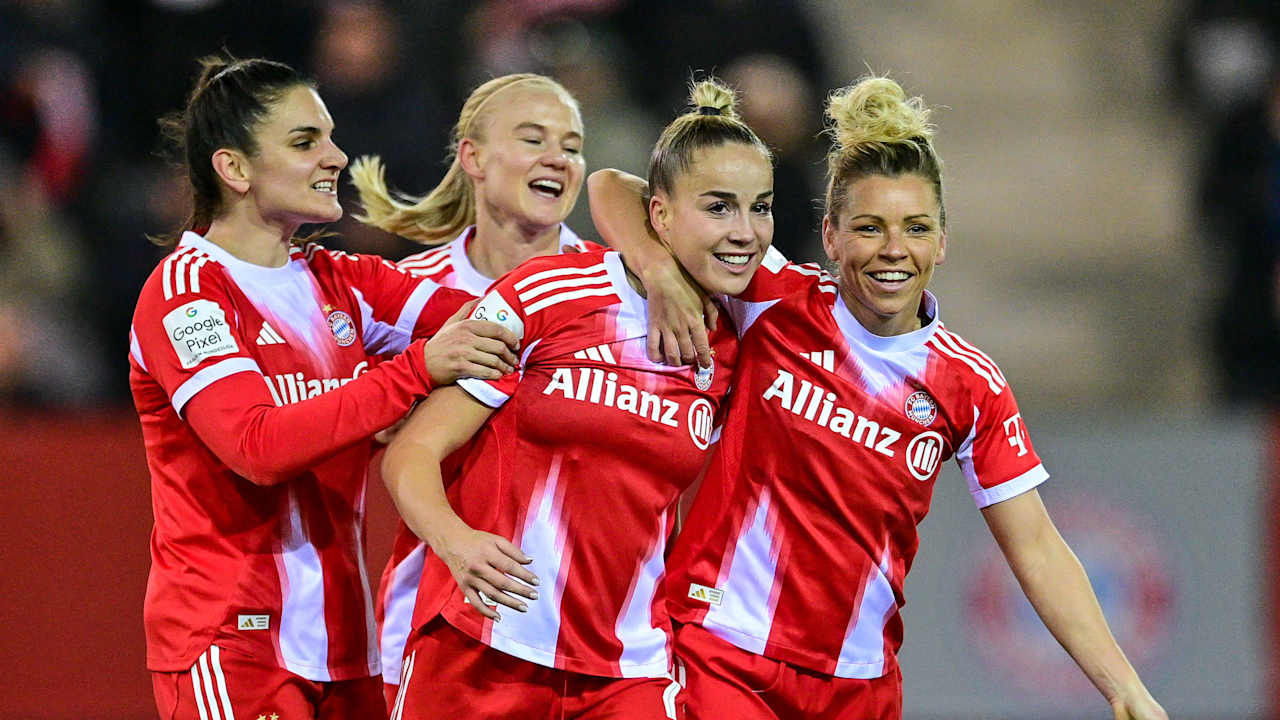 Giulia Gwinn bejubelt ein Tor gegen den 1. FC Union Berlin