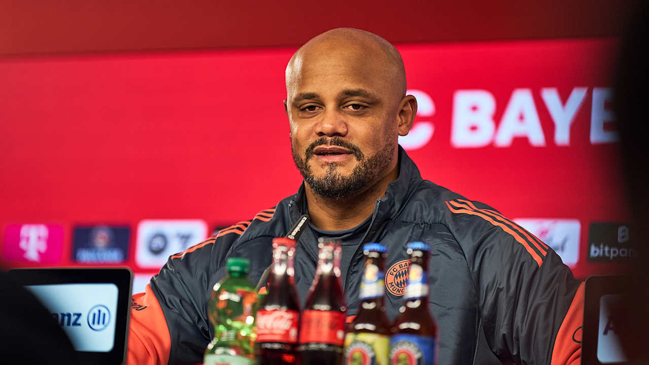 Vincent Kompany spricht im Pressetalk