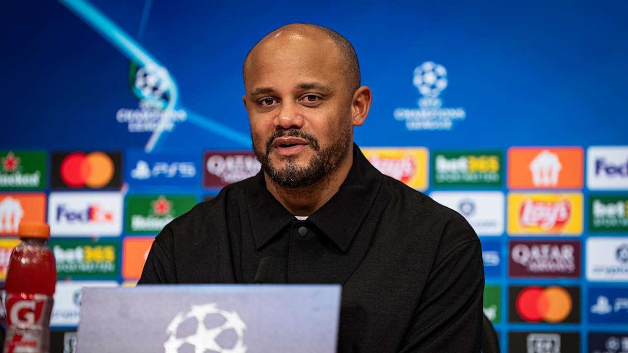 Vincent Kompany spricht auf der PK nach dem Spiel gegen Saint-Gilloise