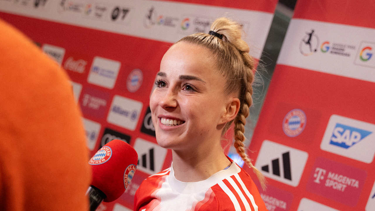 Giulia Gwinn während eines Videointerviews.