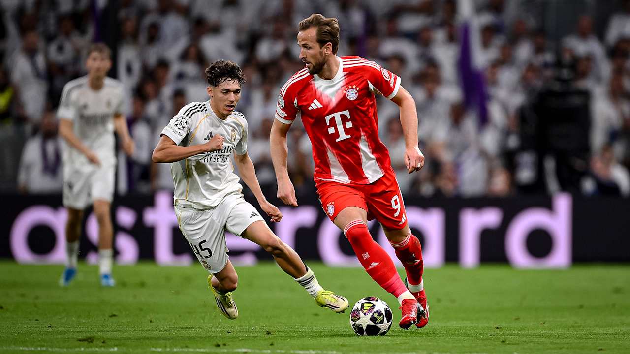 Harry Kane mit Ball am Fuß während des Viertelfinal-Hinspiels des FC Bayern bei Real Madrid