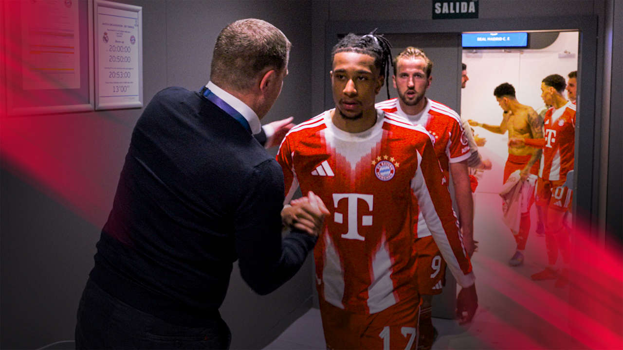 Behind the scenes bei Real Madrid gegen FC Bayern - Michael Olise und Harry Kane auf dem Weg in die Kabine des Bernabeu