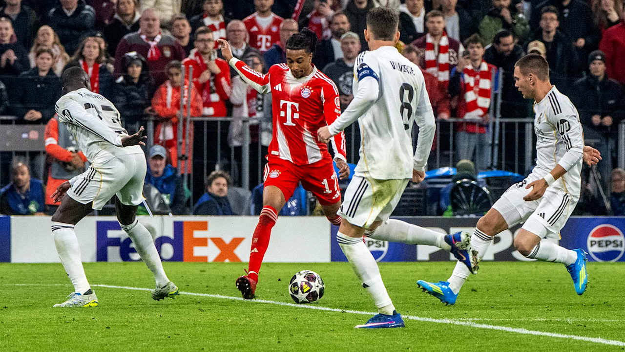 Michael Olise schießt zum 4:3 im im Champions League-Viertelfinale zwischen dem FC Bayern und Real Madrid
