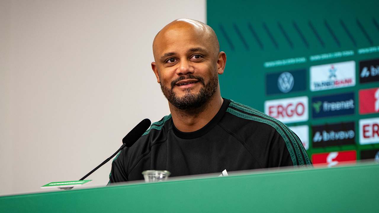 Vincent Kompany spricht auf der Pressekonferenz nach dem Spiel in Leverkusen