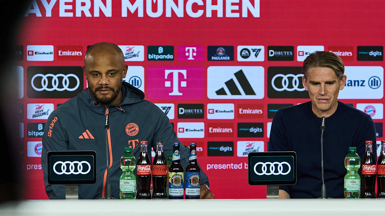 Vincent Kompany und Christoph Freund im Pressetalk des FC Bayern