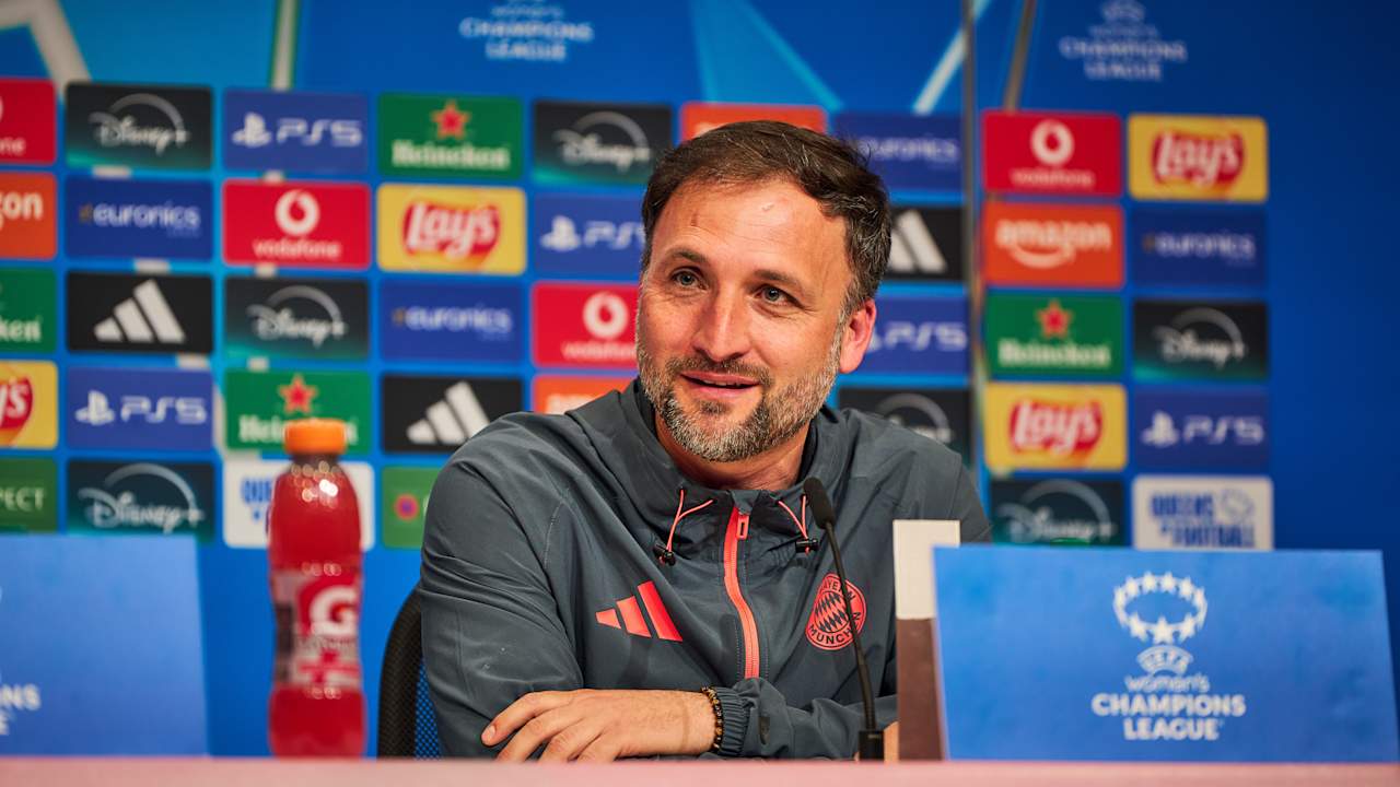 José Barcala während der PK vor dem Duell gegen Barcelona.