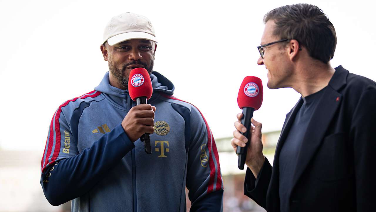 Vincent Kompany gibt FC Bayern TV ein Interview vor dem Testspiel bei Wehen Wiesbaden
