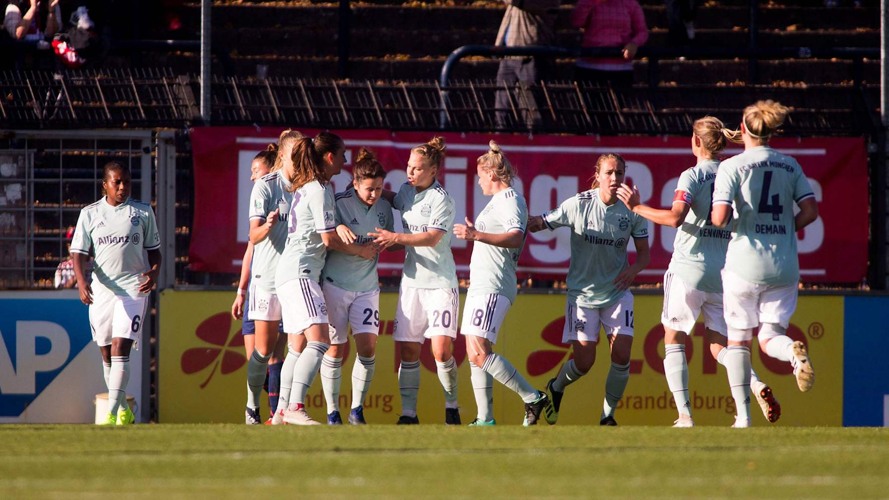 181022_potsdam-fcb-frauen_ima