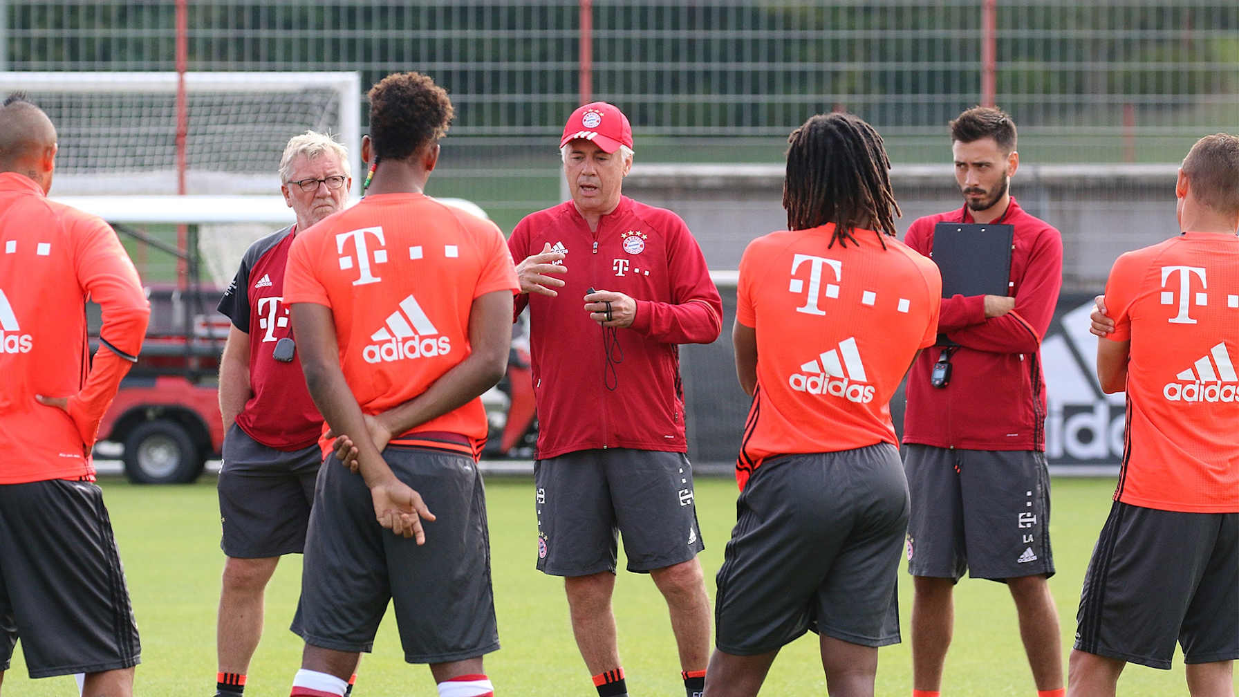 fcbayerntvnews_160916