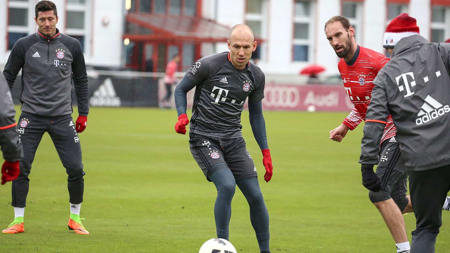fcbayerntvnews_170217