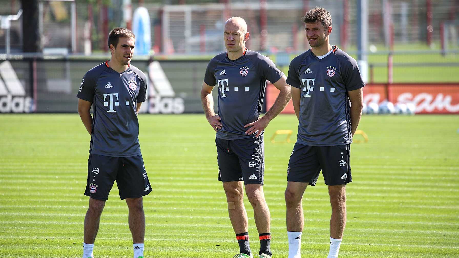fcbayerntvnews_100417