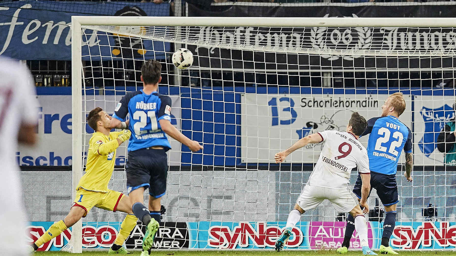 hof_fcb_08_ima_040417
