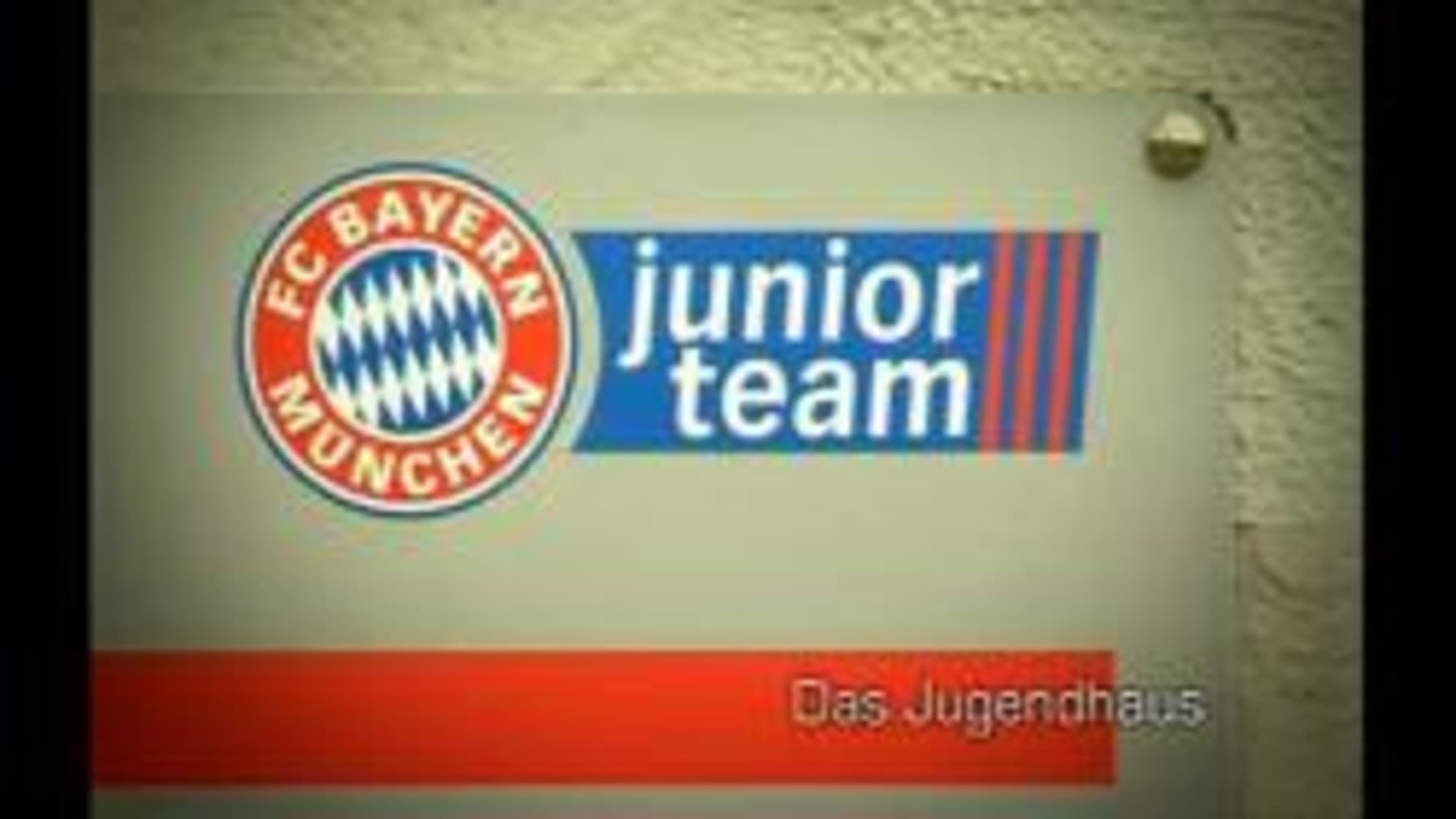 fcbp-xx-090326-bb-junior-de-